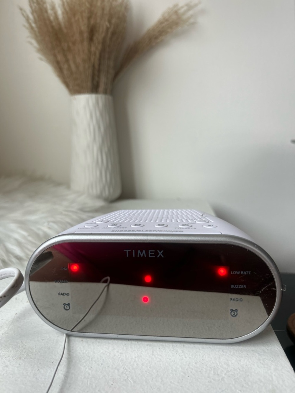 Timex White Digital Alarm Clock Radio vs